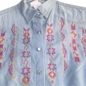 Y2K Womens Jean Shirt Button Down 100% Cotton Southwest Embroidery Prairie Chic